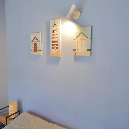 La Petite Maison, Proche De La Saint-Aubin-Sur-Mer (Calvados)